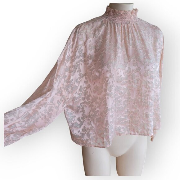 Ladaire Viscose Blend Blouse in Blush & Silver size S - Picture 2 of 11